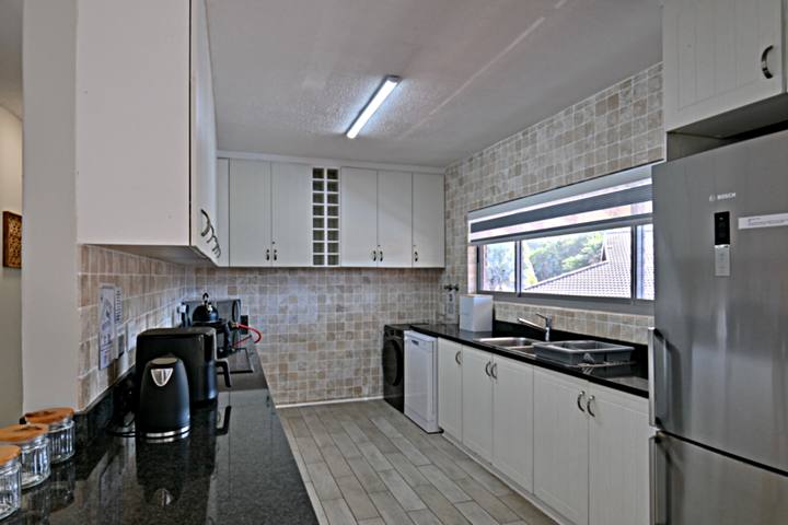 Kenwyn On Sea 402 Kitchen
